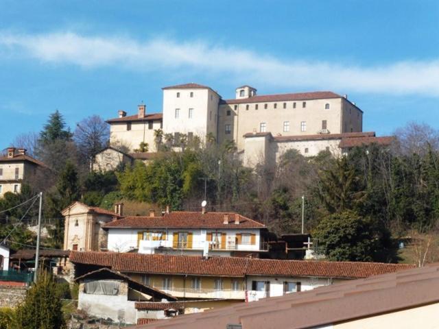 La Dimora Di Nonno Piero Manta Exterior foto