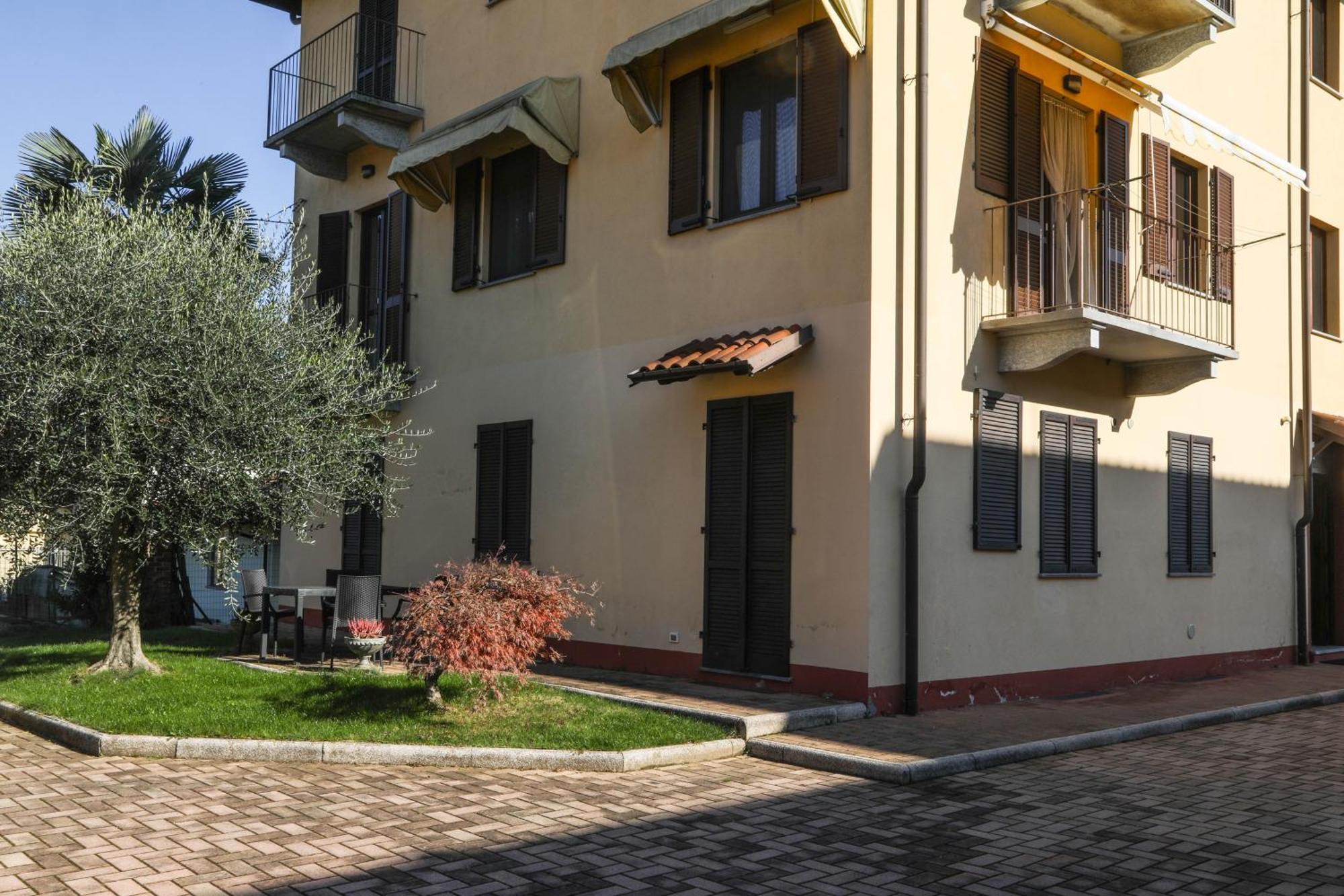 La Dimora Di Nonno Piero Manta Exterior foto
